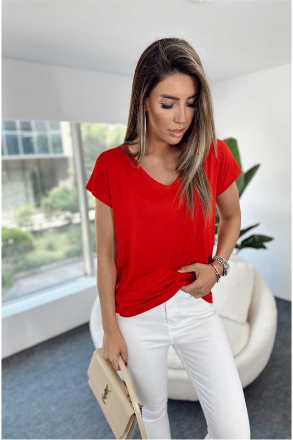 96854 red T shirts